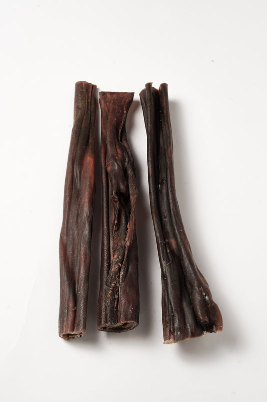 Peau de cheval séchée – friandise naturelle pour chien, riche en protéines, idéale pour la mastication et l’hygiène dentaire.