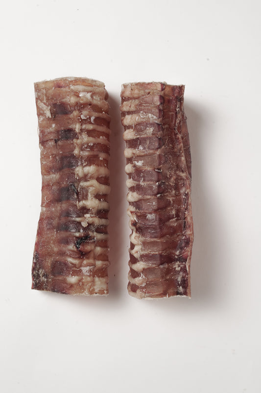 Trachées de bœuf séchées 15 cm – friandises naturelles sans additifs ni conservateurs, parfaites pour chiens, favorisent la mastication et les articulations.